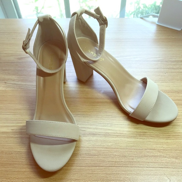 Bamboo Nude Sandal Block Heel 8 